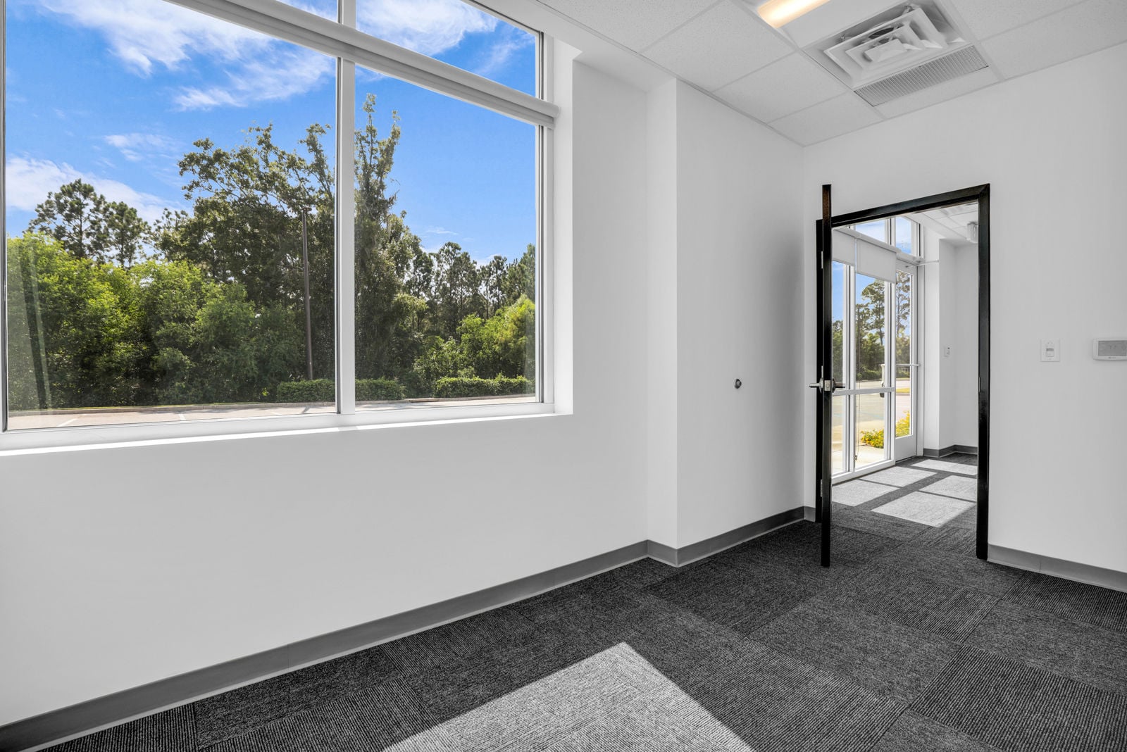 1315 Dean Forest - Building 2