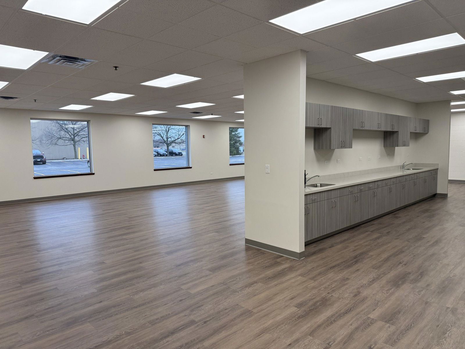 6721 W 73rd St, Bedford Park photo