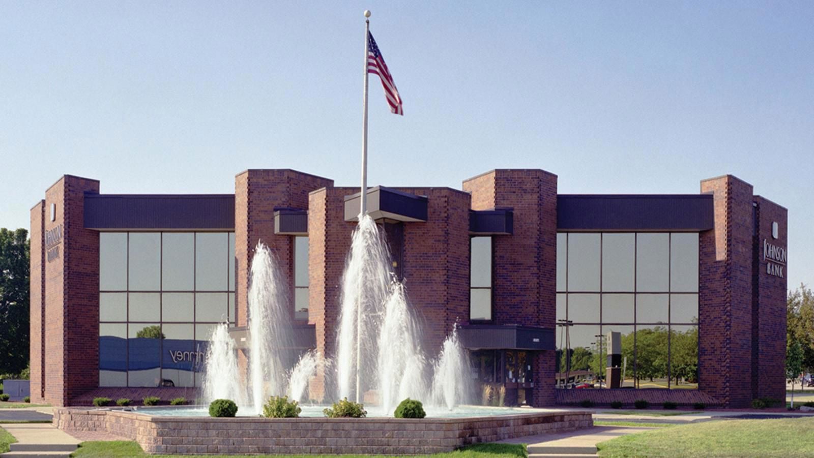 2021 E Holiday Dr Janesville Exterior