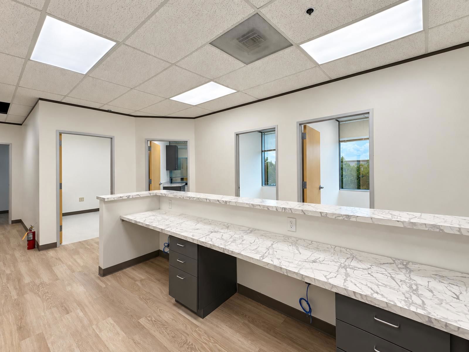Suite 207 (5)