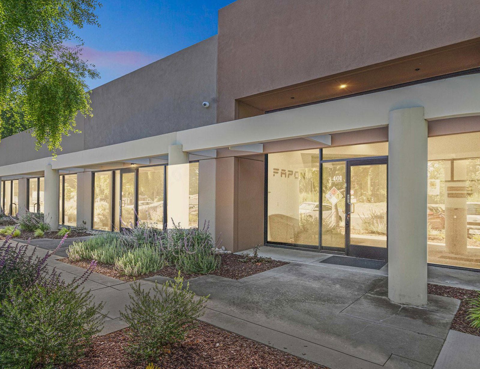 7068 Koll Center_Front Pic