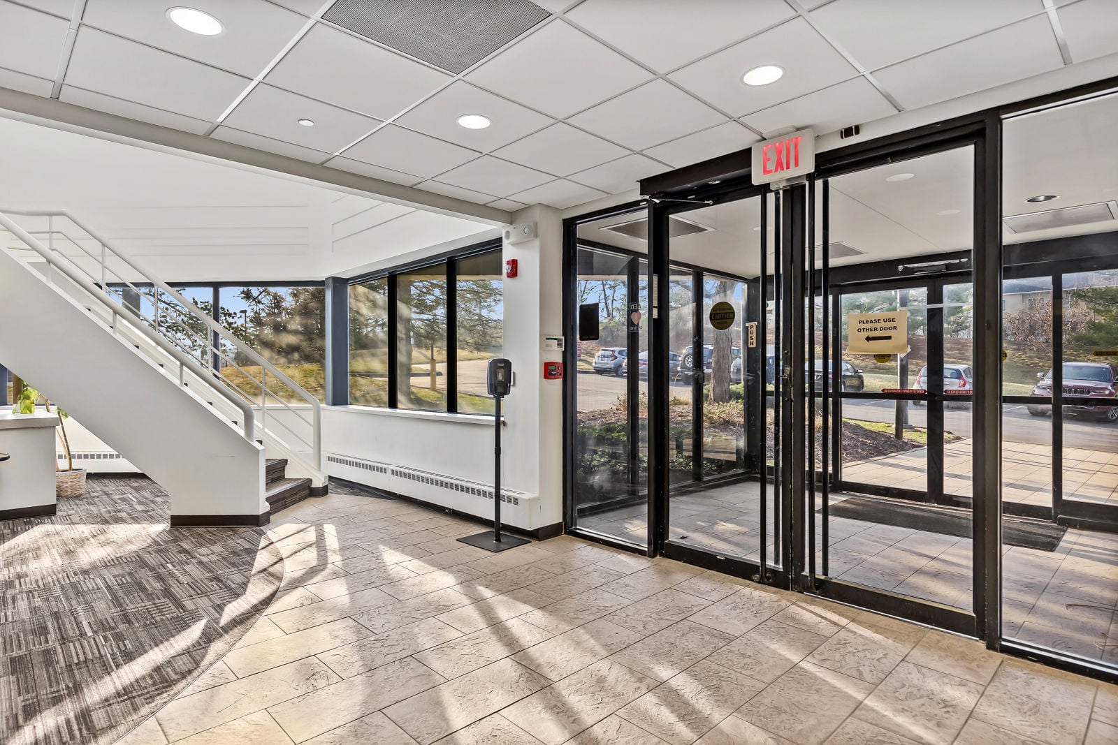 12837FlushingMeadowsDr-40