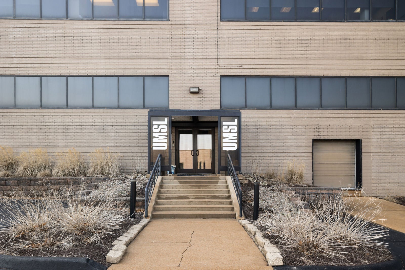 12837FlushingMeadowsDr-33