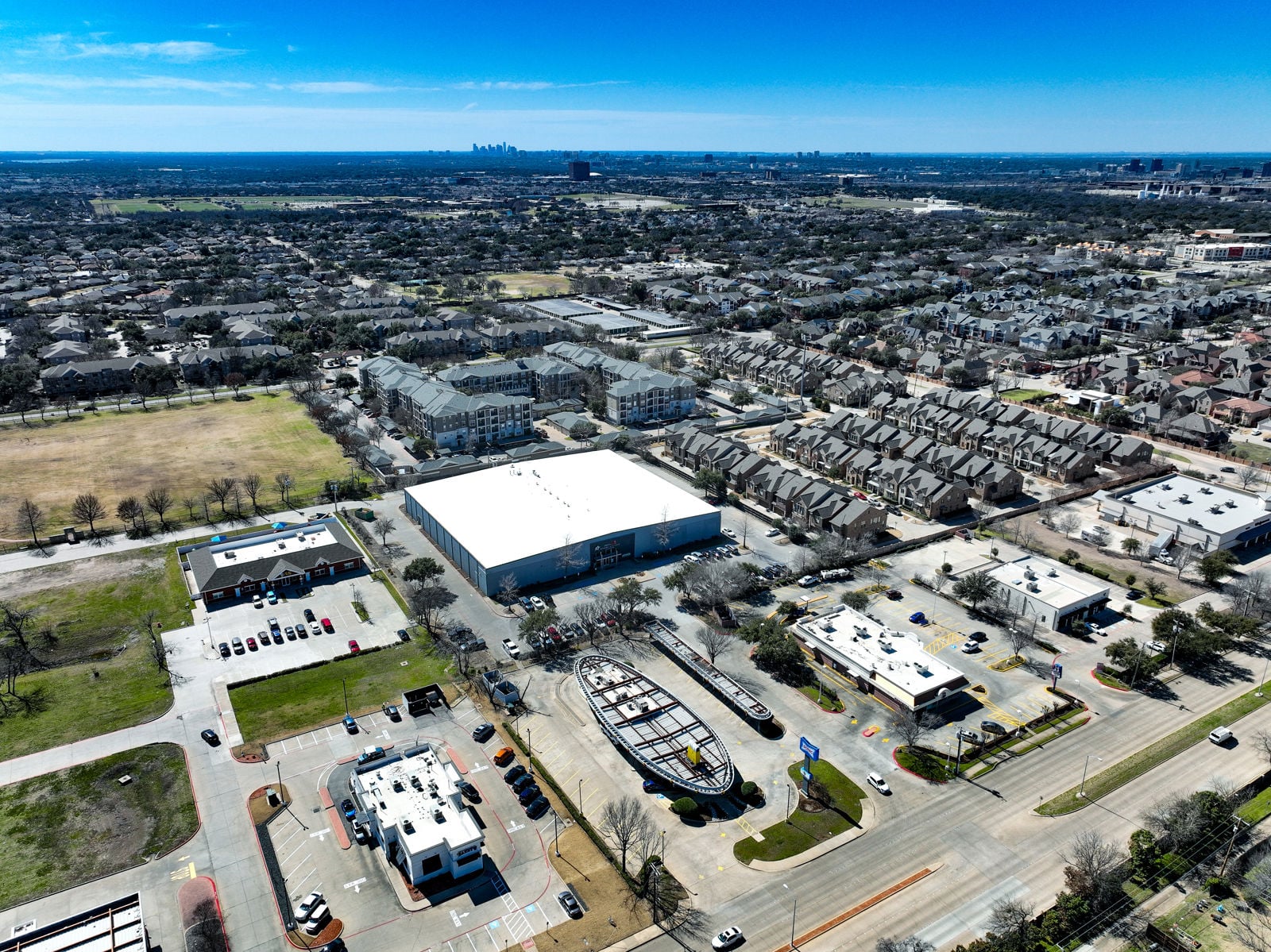 Operating Sonic Building 520 Centennial Boulevard - Image 2