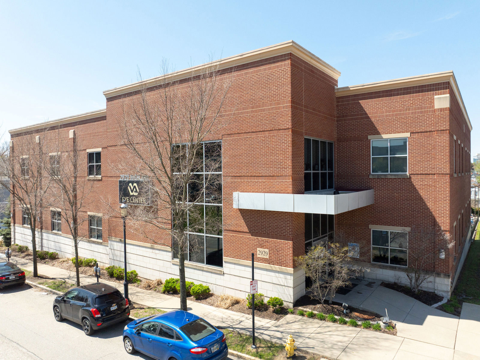 12-Front Bldg16