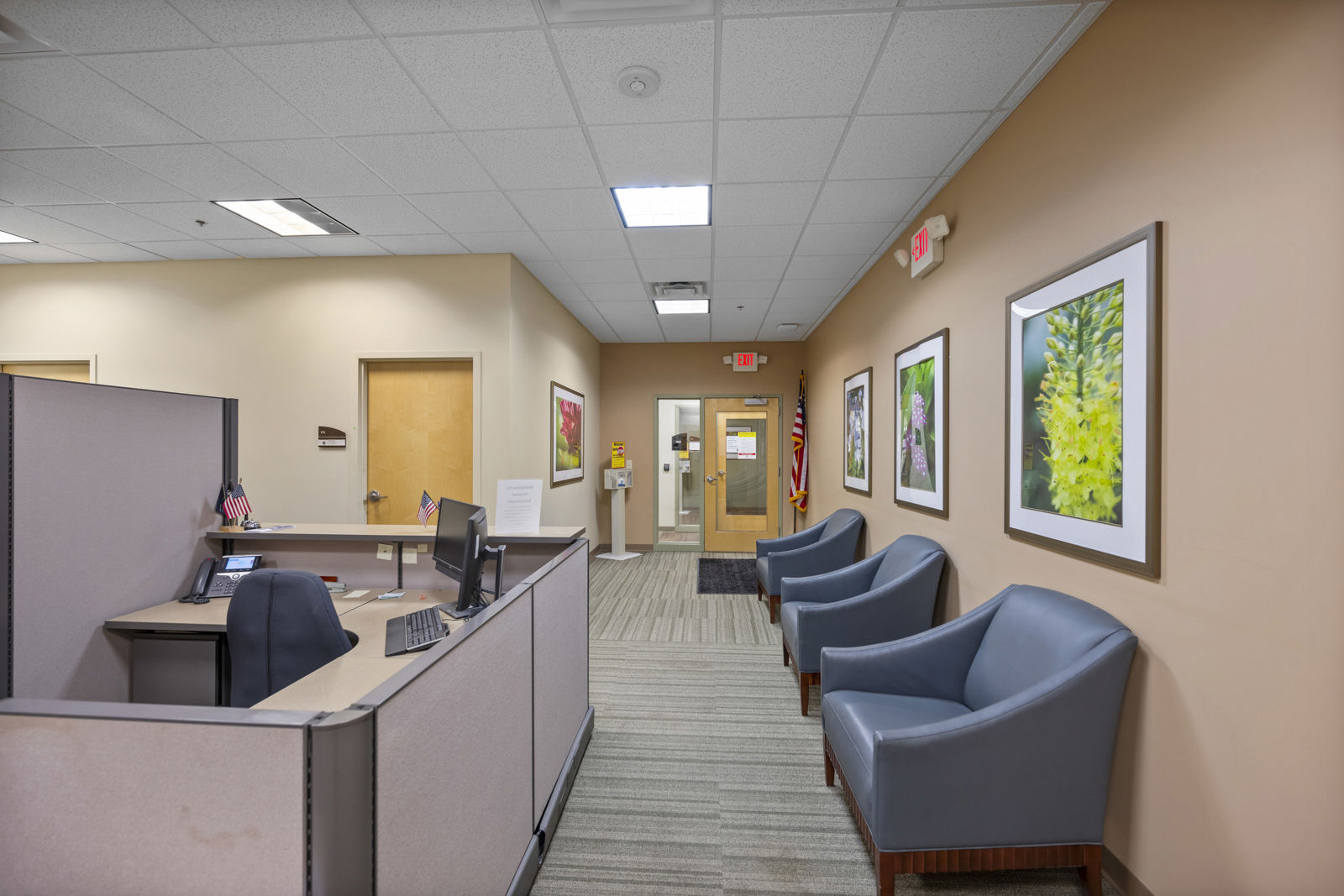 34-Office Suite Reception 2288