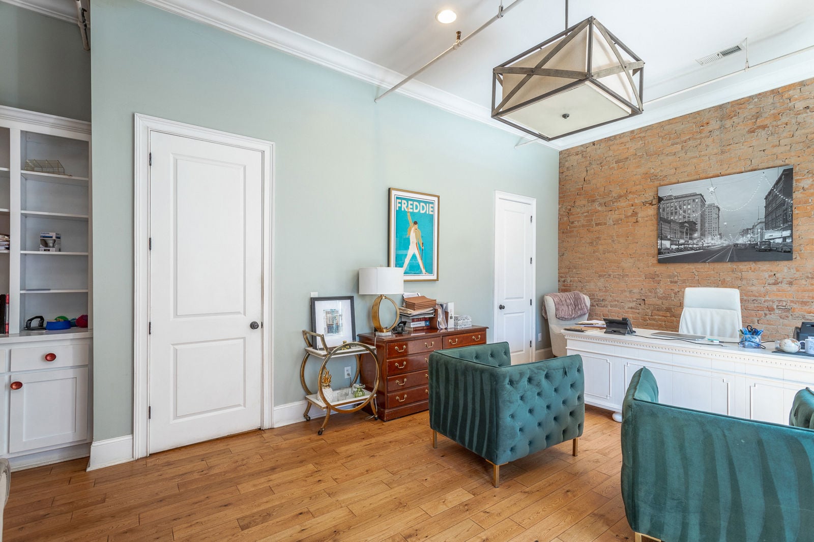 809 Market Street HD-10