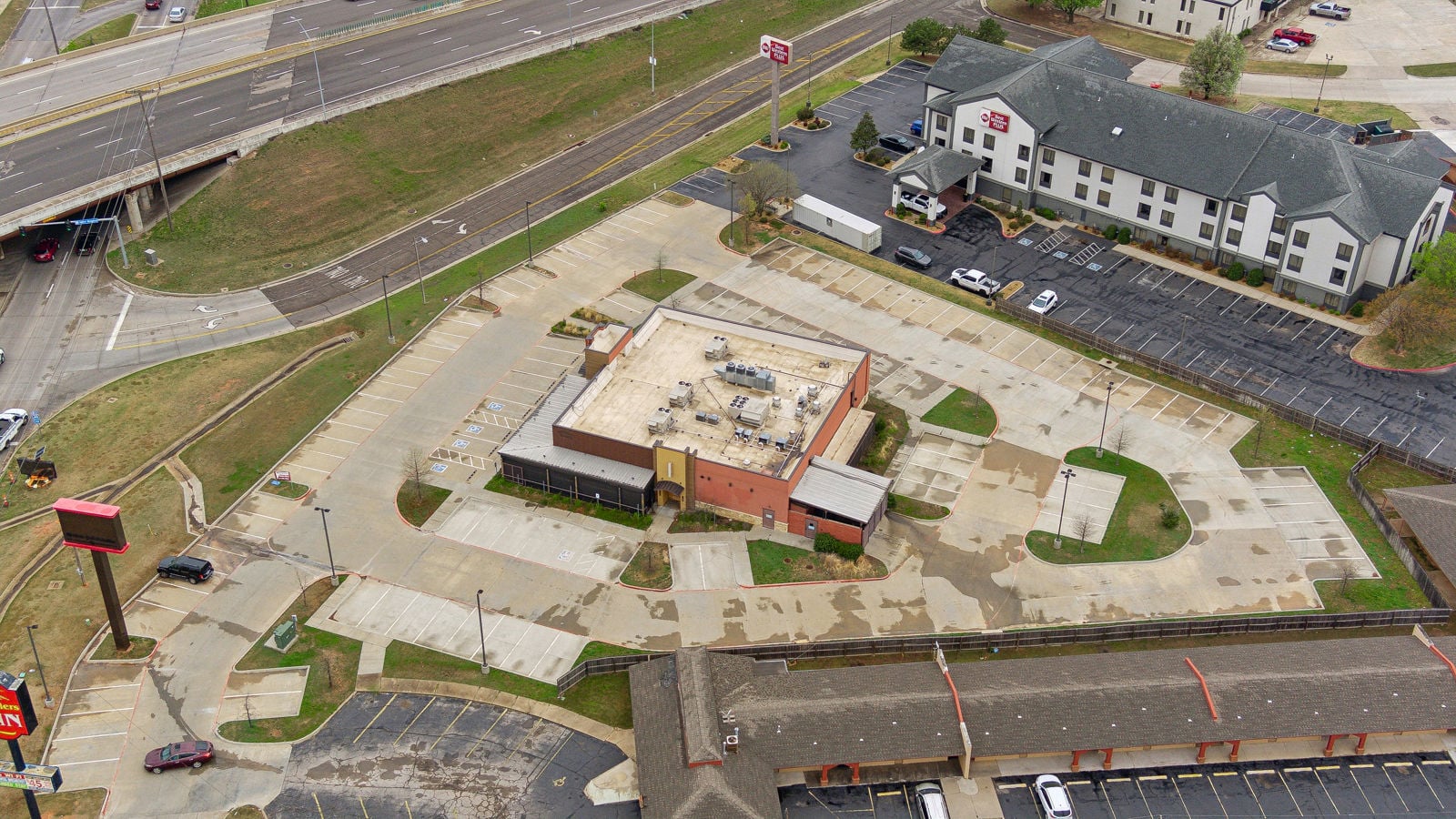 11-150_433 Planet Ct