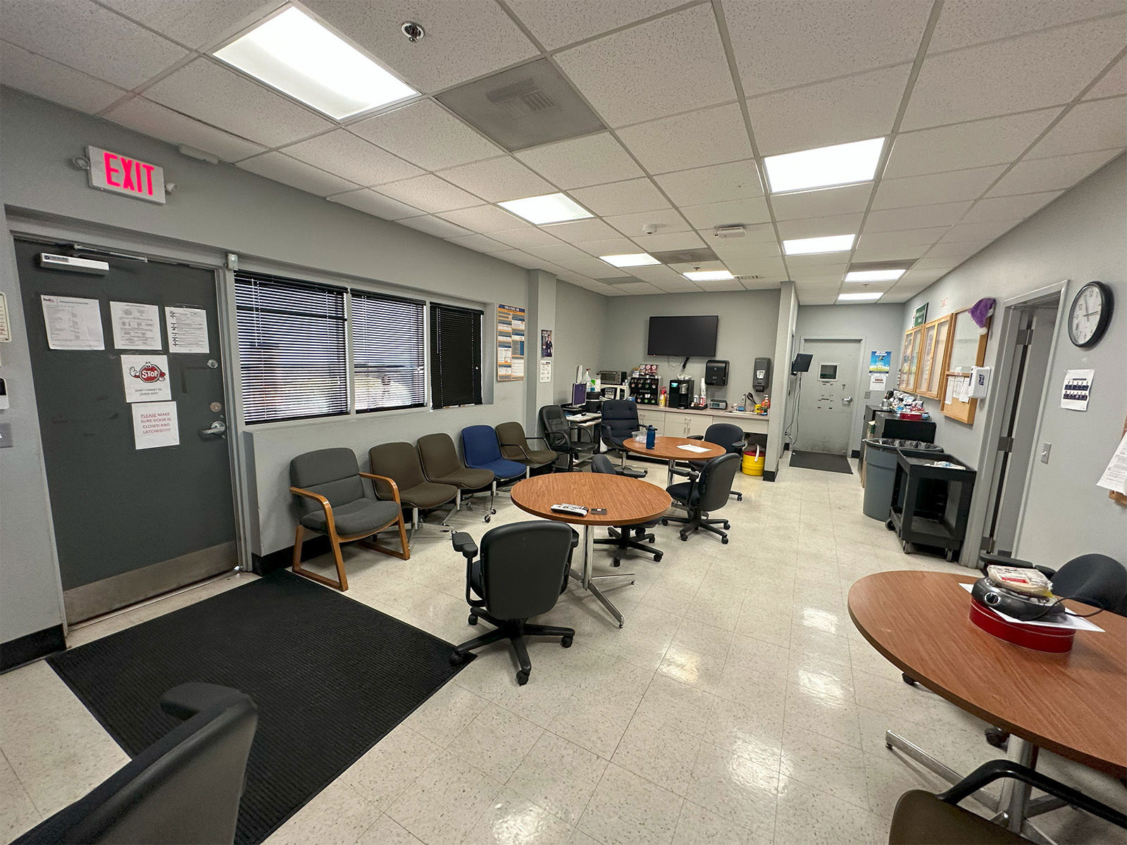 4062 Industry Dr-Office