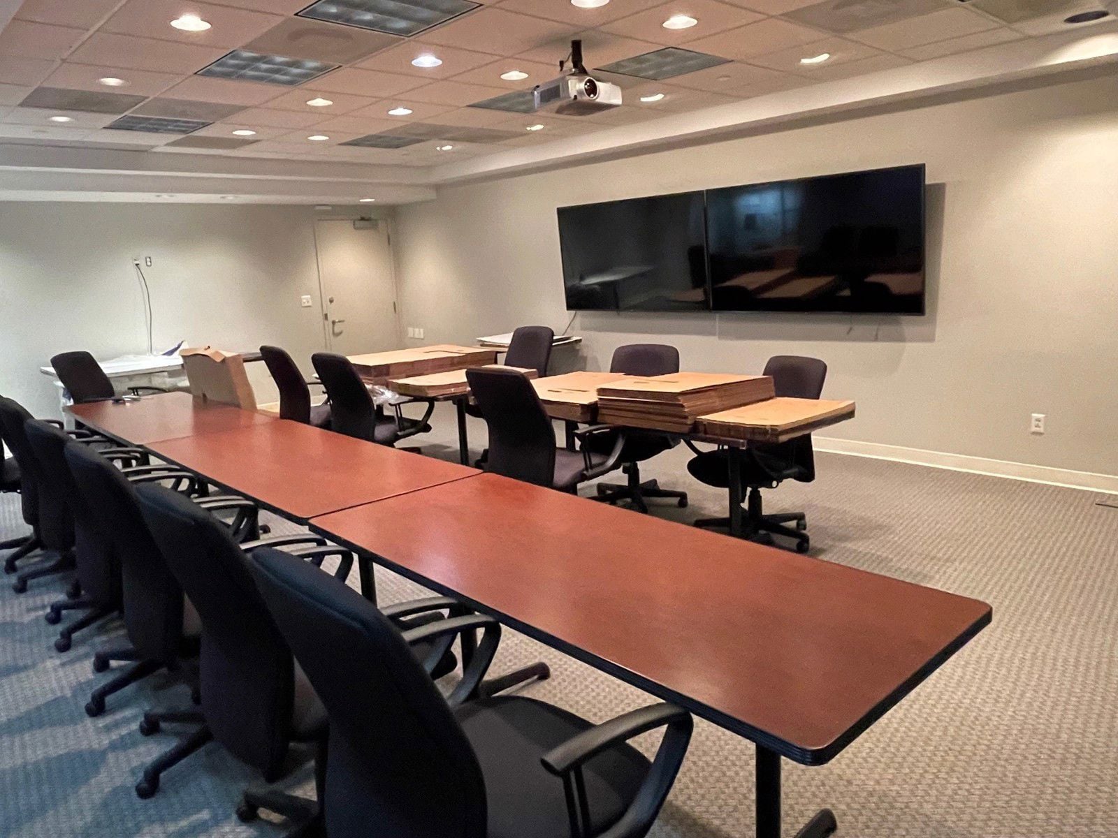 74 Batterson Park Rd_  Pond View_Conference Rm 3