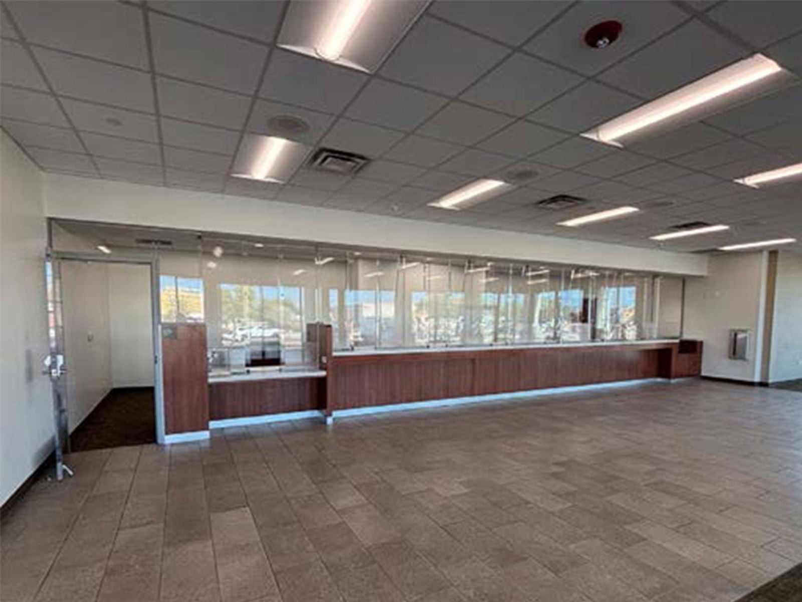3901 E Grant Rd - Interior