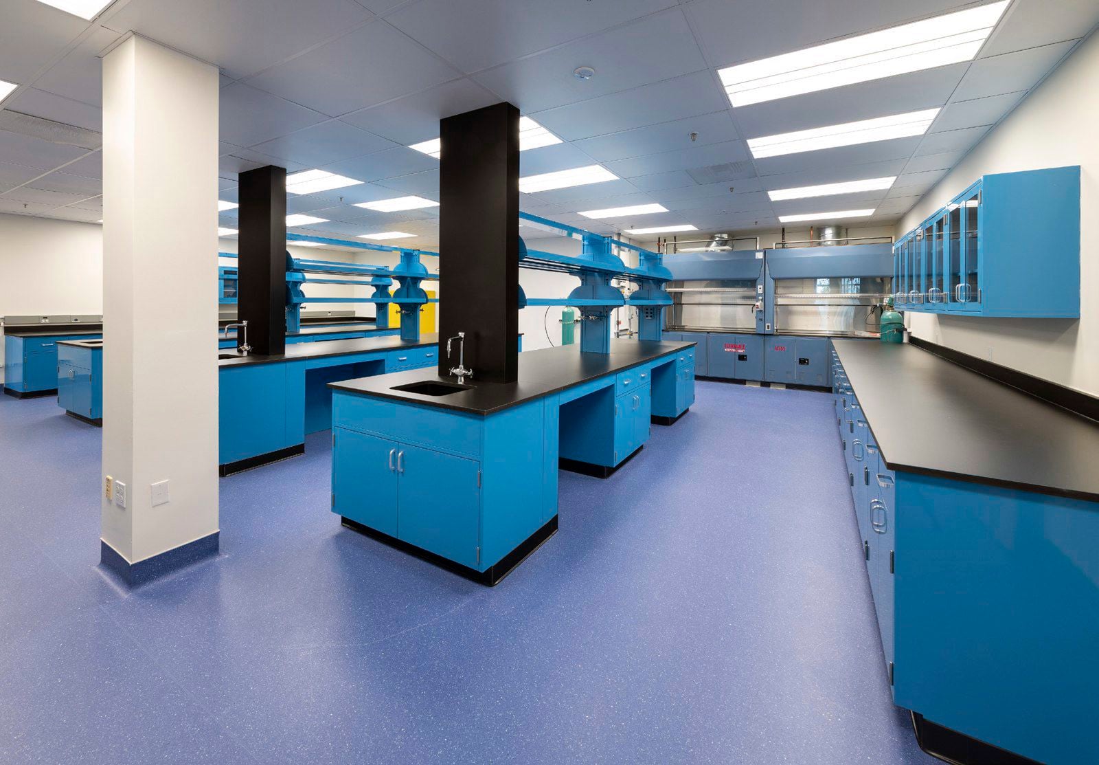 1235 Radio Rd_BRO_v09_JM