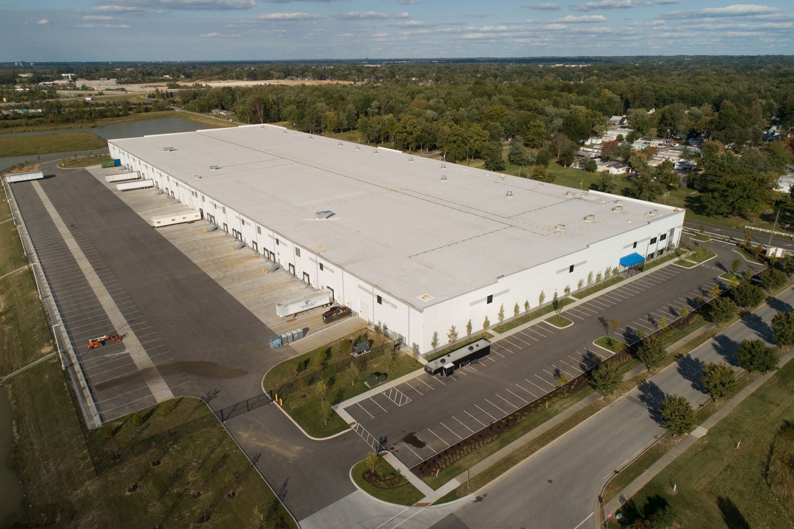 161-DJI_0163-dermody-logisticenter-louisville-airport-2825-transglobal-KY-10-03-20-millermillerphotography