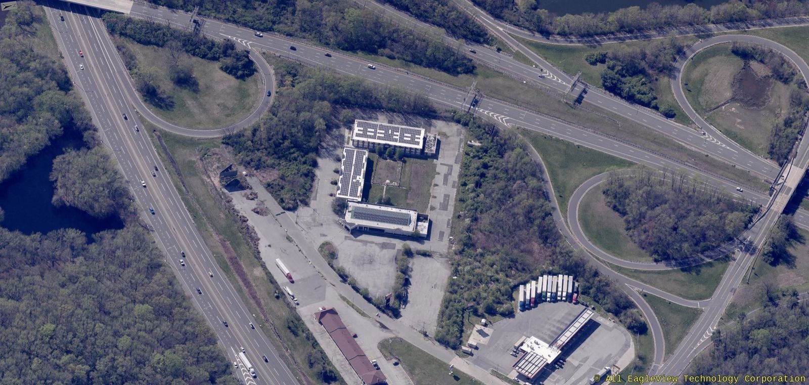 632 South Pennsville Auburn Road Photo 2