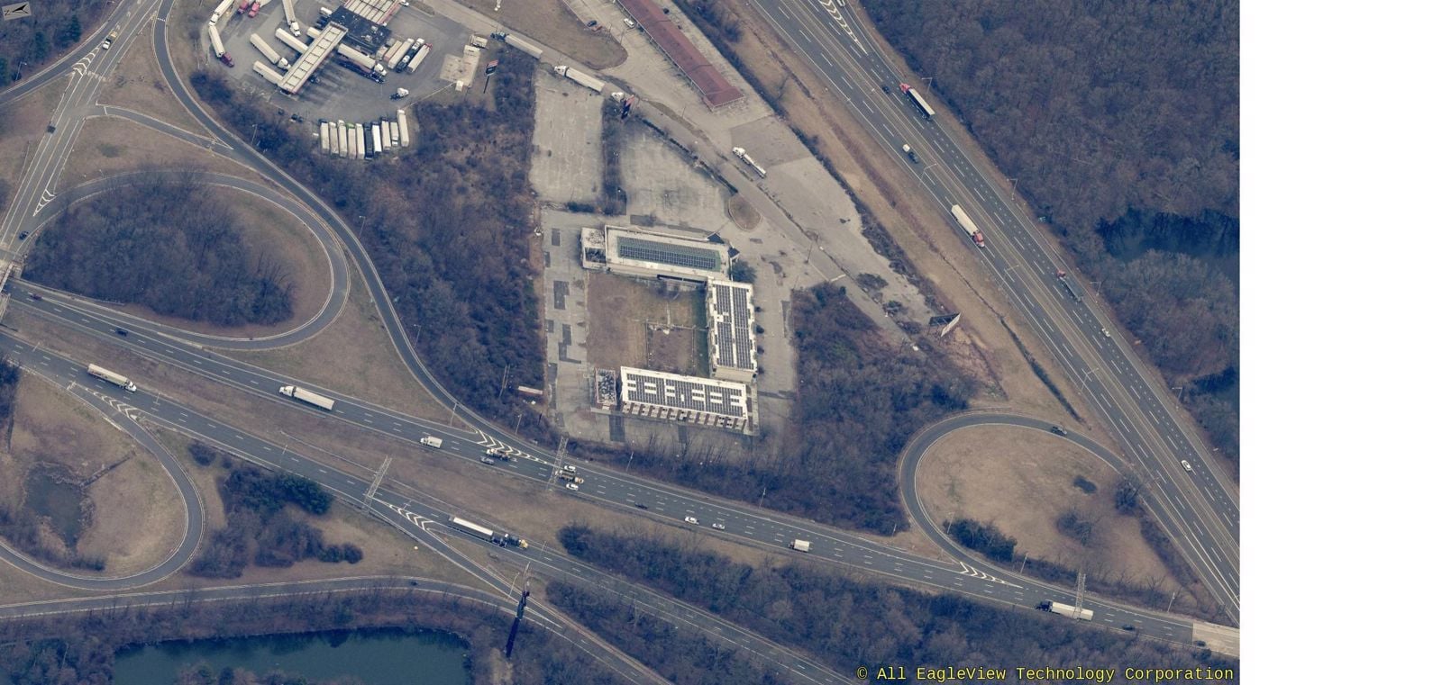 632 South Pennsville Auburn Road Photo 3