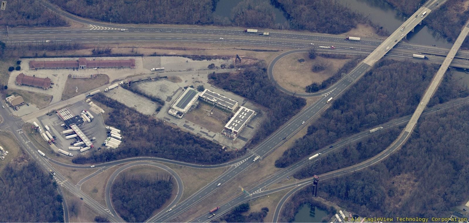 632 South Pennsville Auburn Road Photo 4