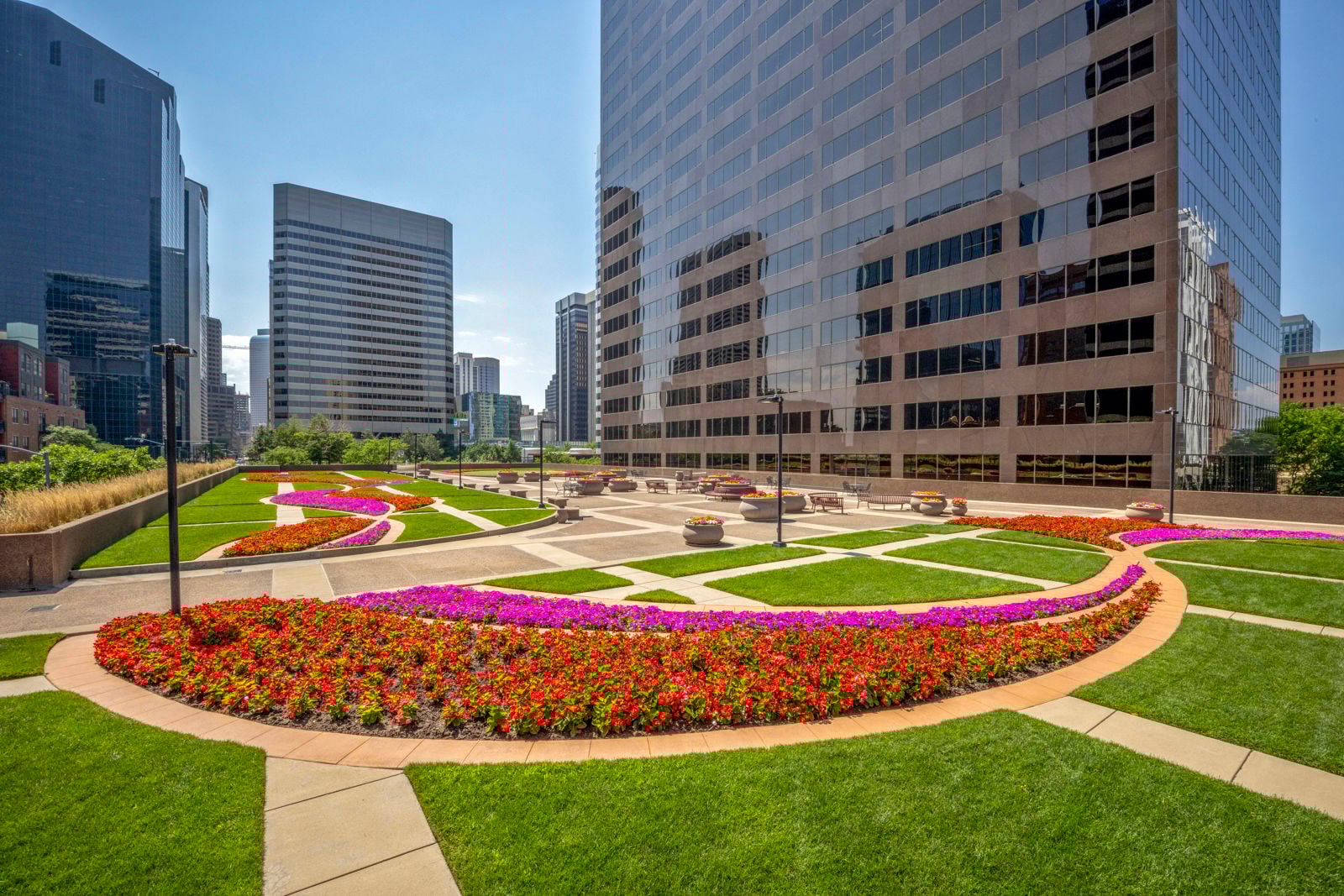 17th Street Plaza-13