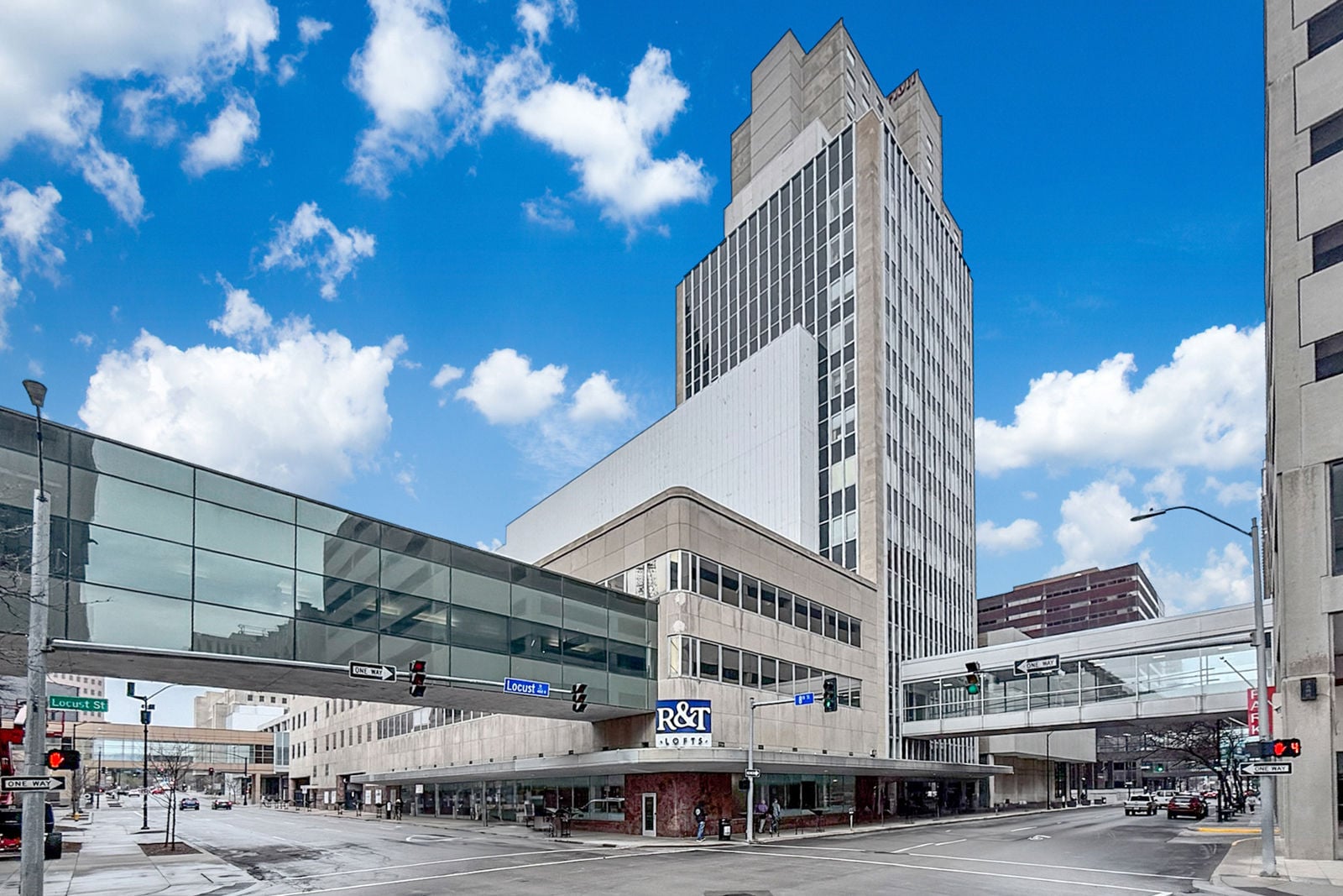 IMG_3927- exterior 1