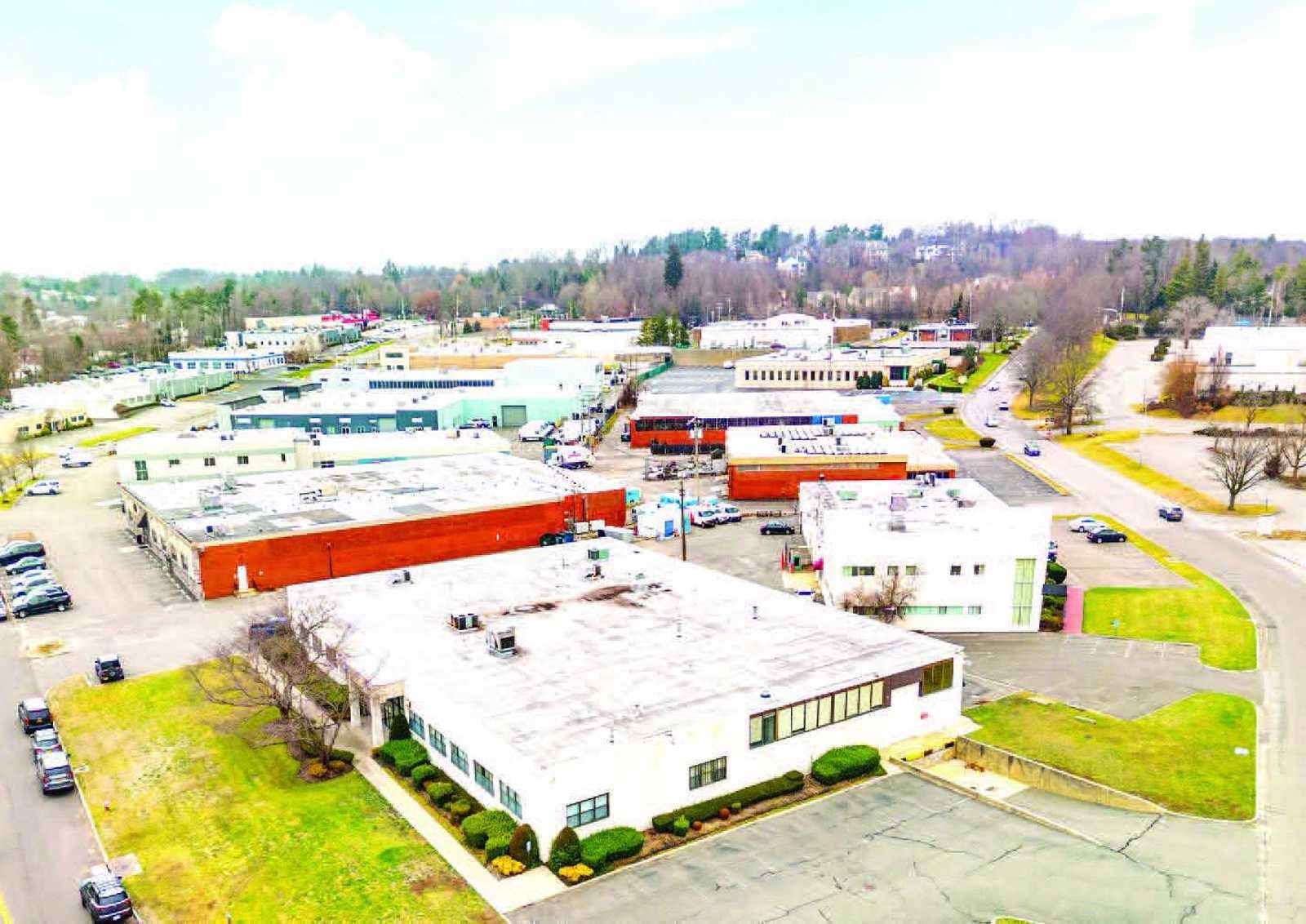 170 Eileen Way Syosset2 (002)