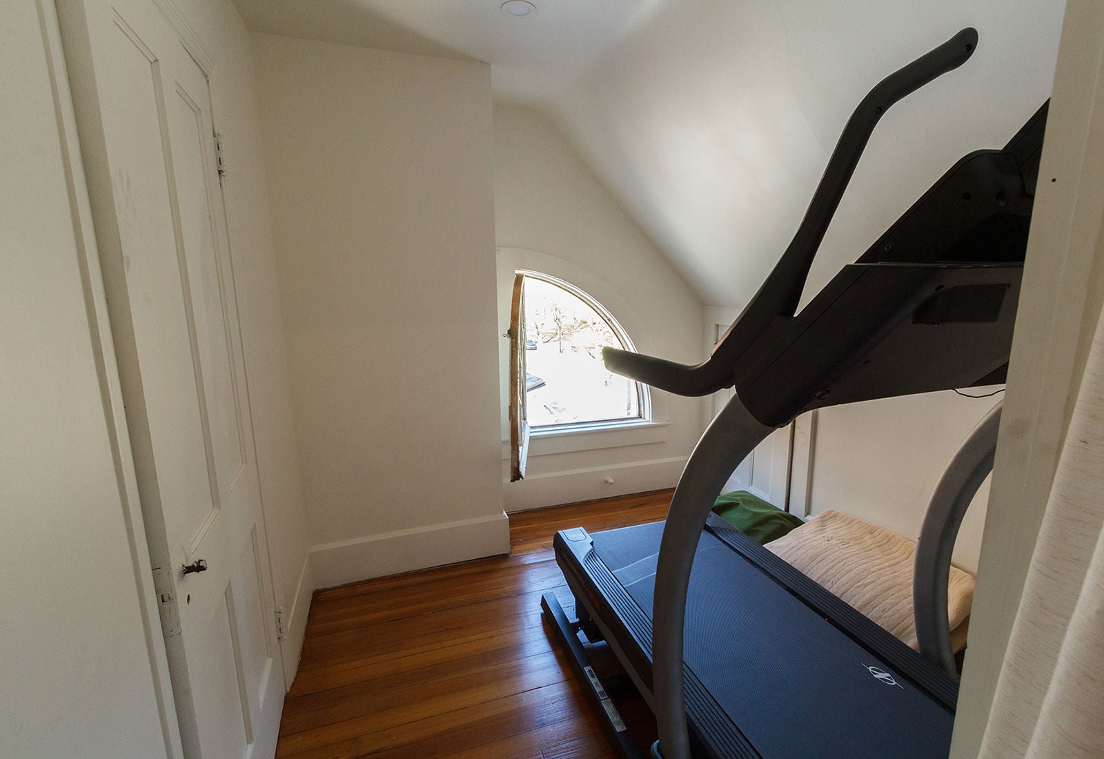 142 Bidwell Parkway_8209_1600px