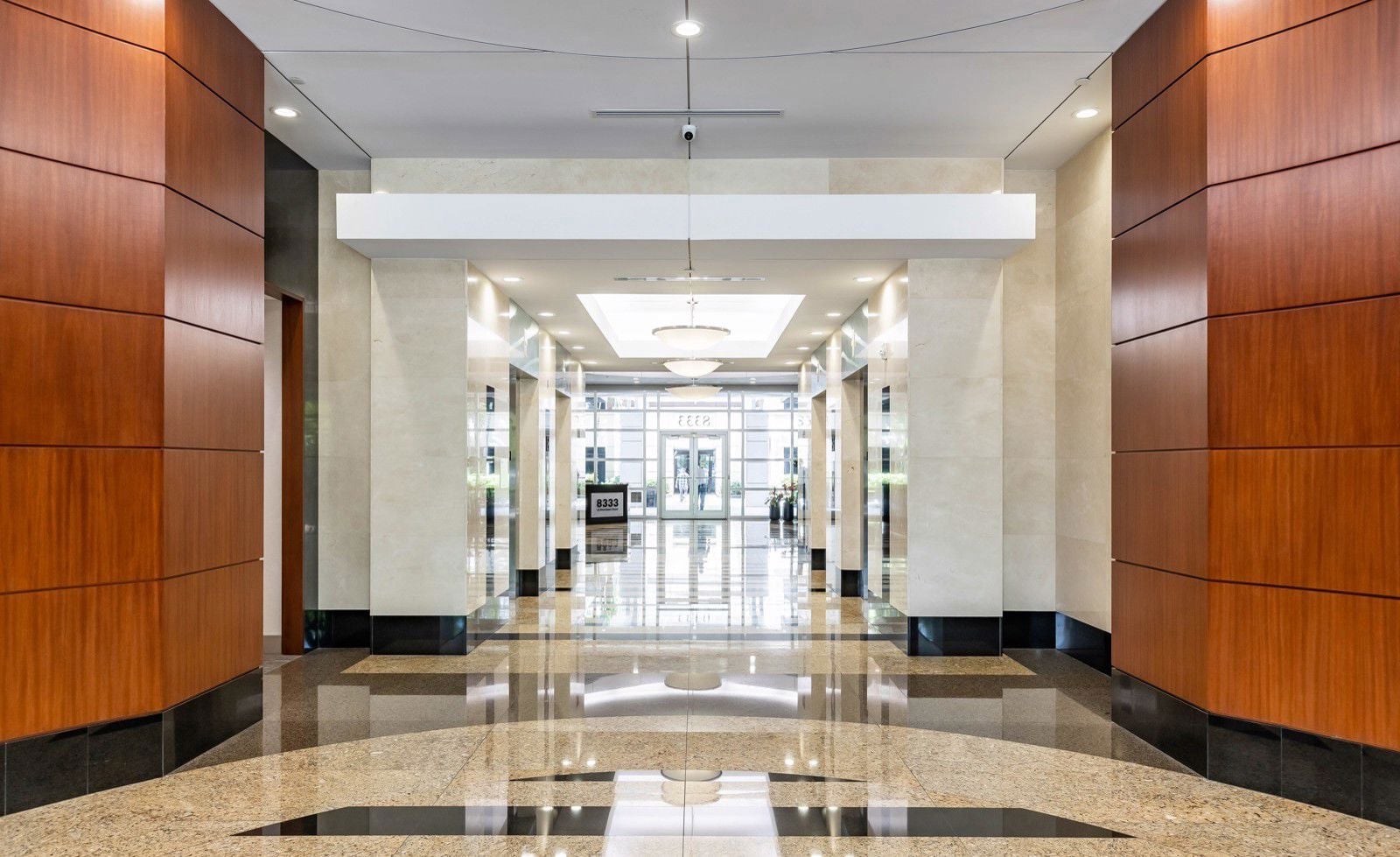 Lobby - 2025-04-29T164119.465