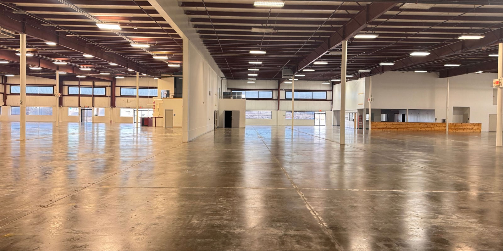 I-80 Frontage Industrial - 80,000 SF Building 8930 South 137th Circle - Image 7