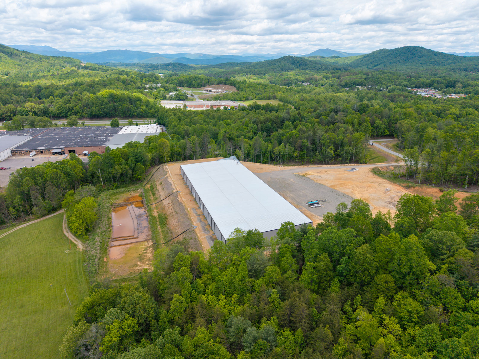 College Drive, Marion