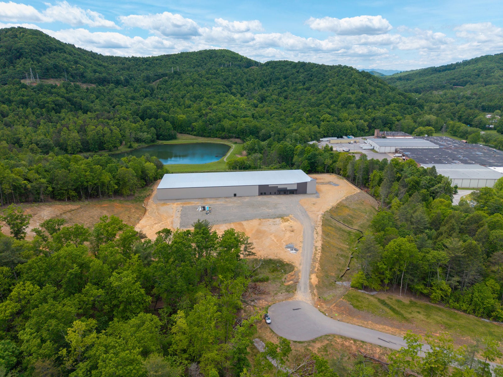 College Drive, Marion