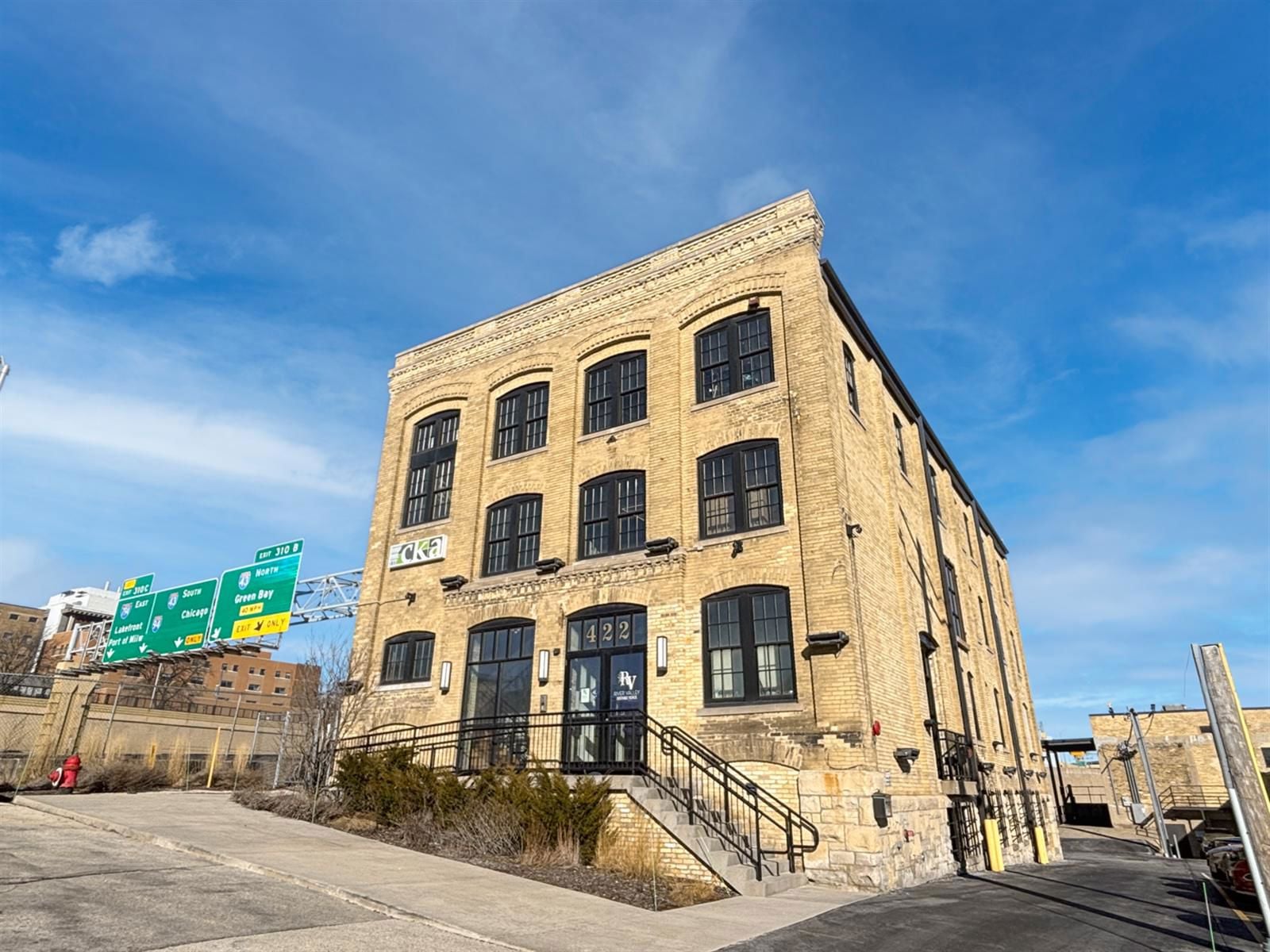 422 N 15th St - Exterior (2)