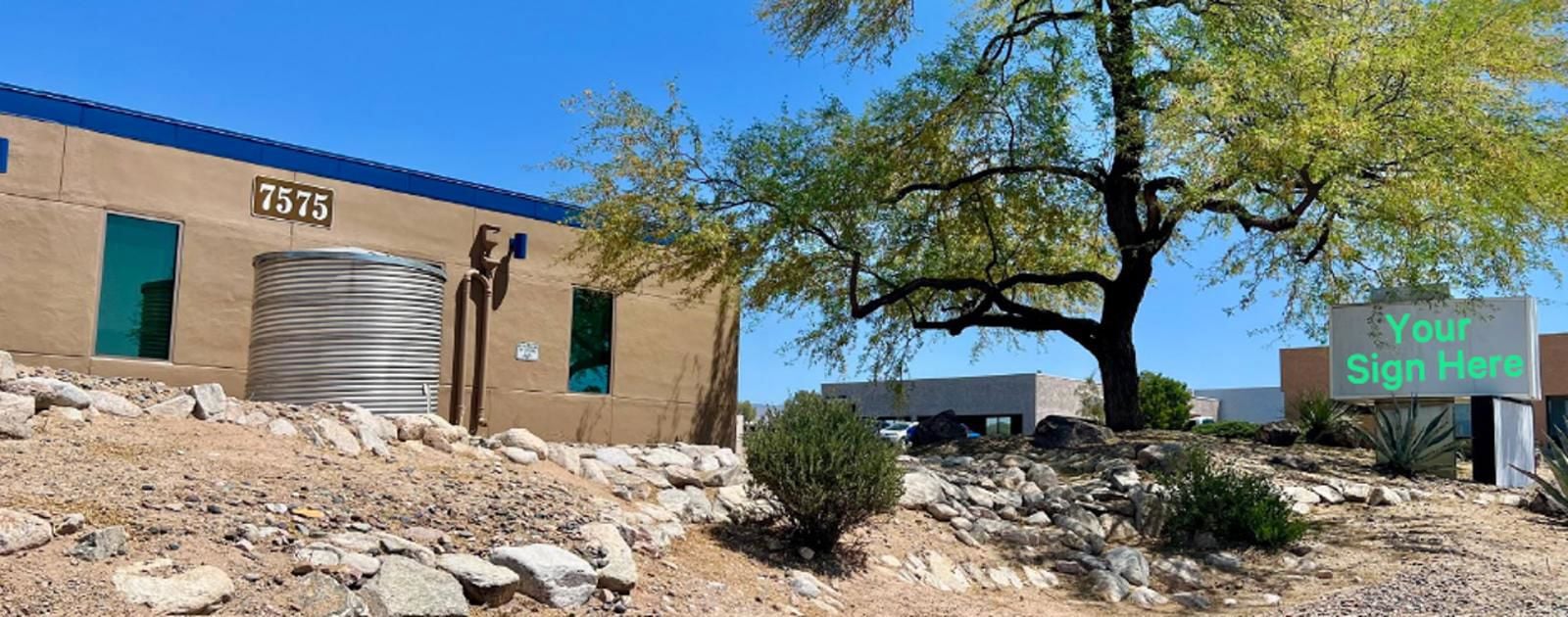 7575 E Speedway_Signage