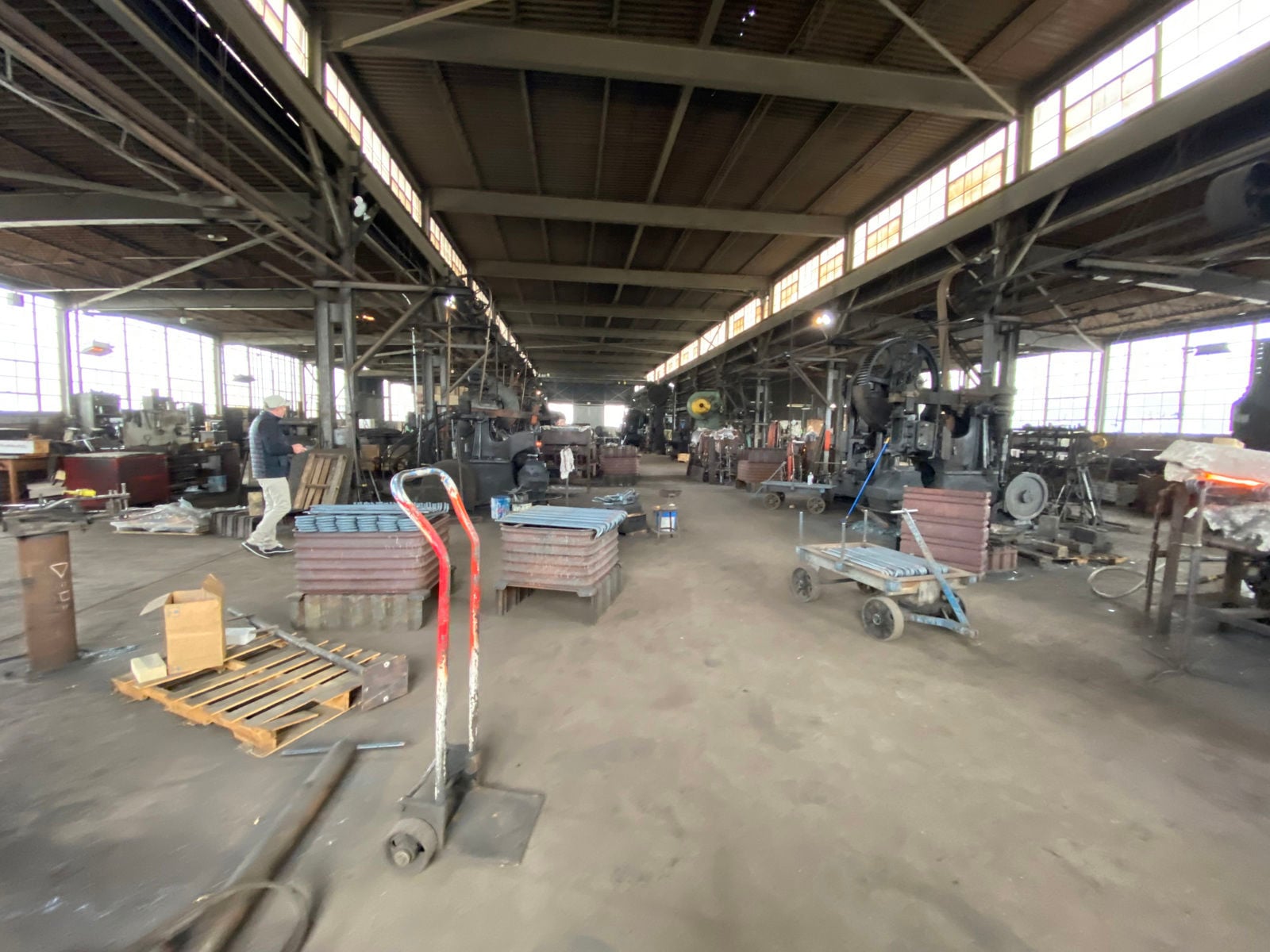 OFFICE OR WAREHOUSE SPACE AVAILABLE 142 Main Street - Image 5