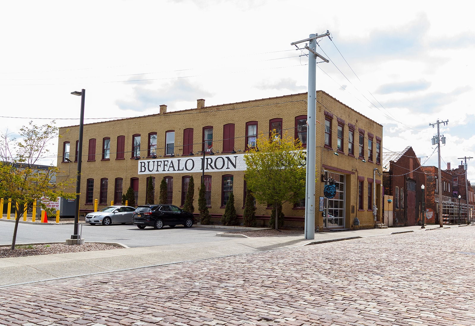 49 Illinois Street_8272_1600px