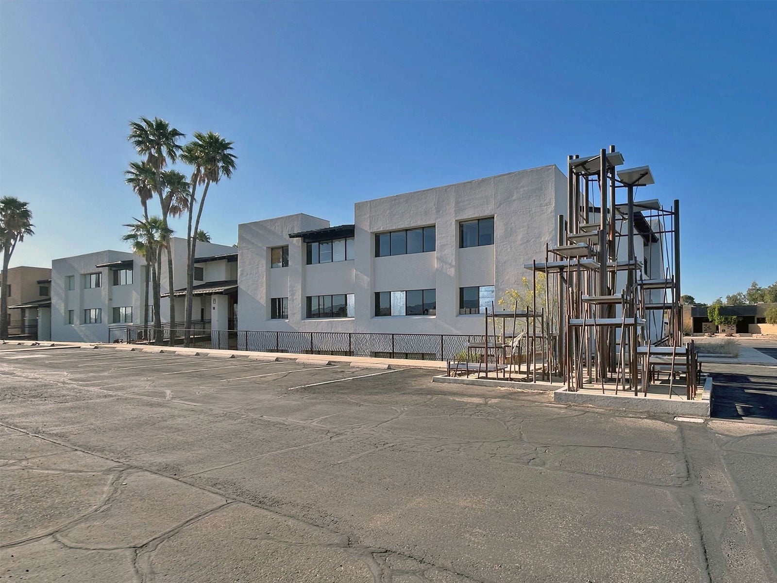 6420 E Broadway - Main