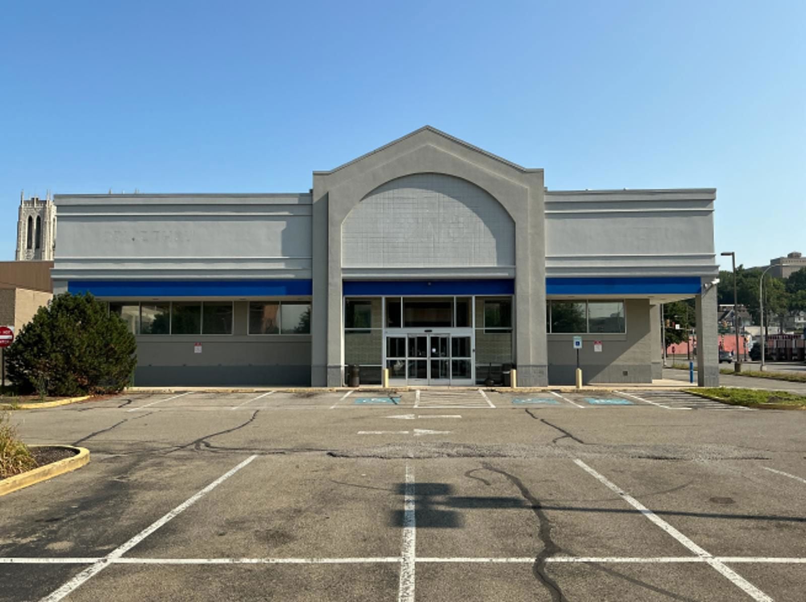 Former Rite Aid New Castle Storefront