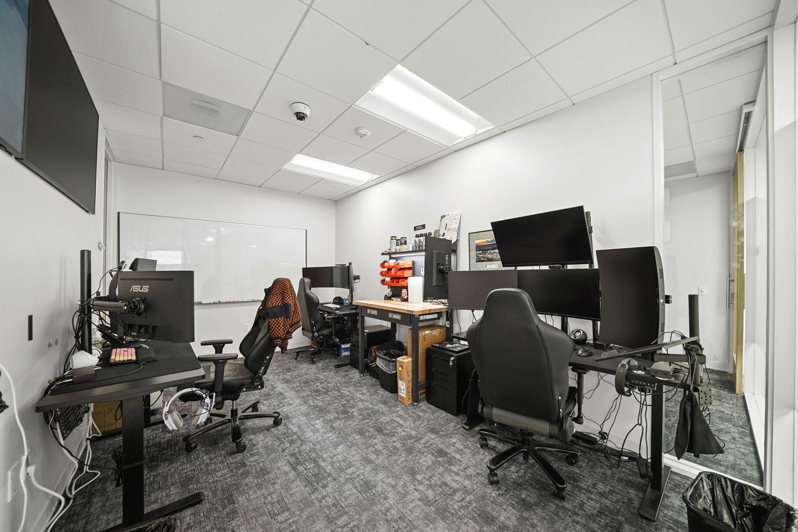 3200 Southwest Freeway 1700 Houston 16