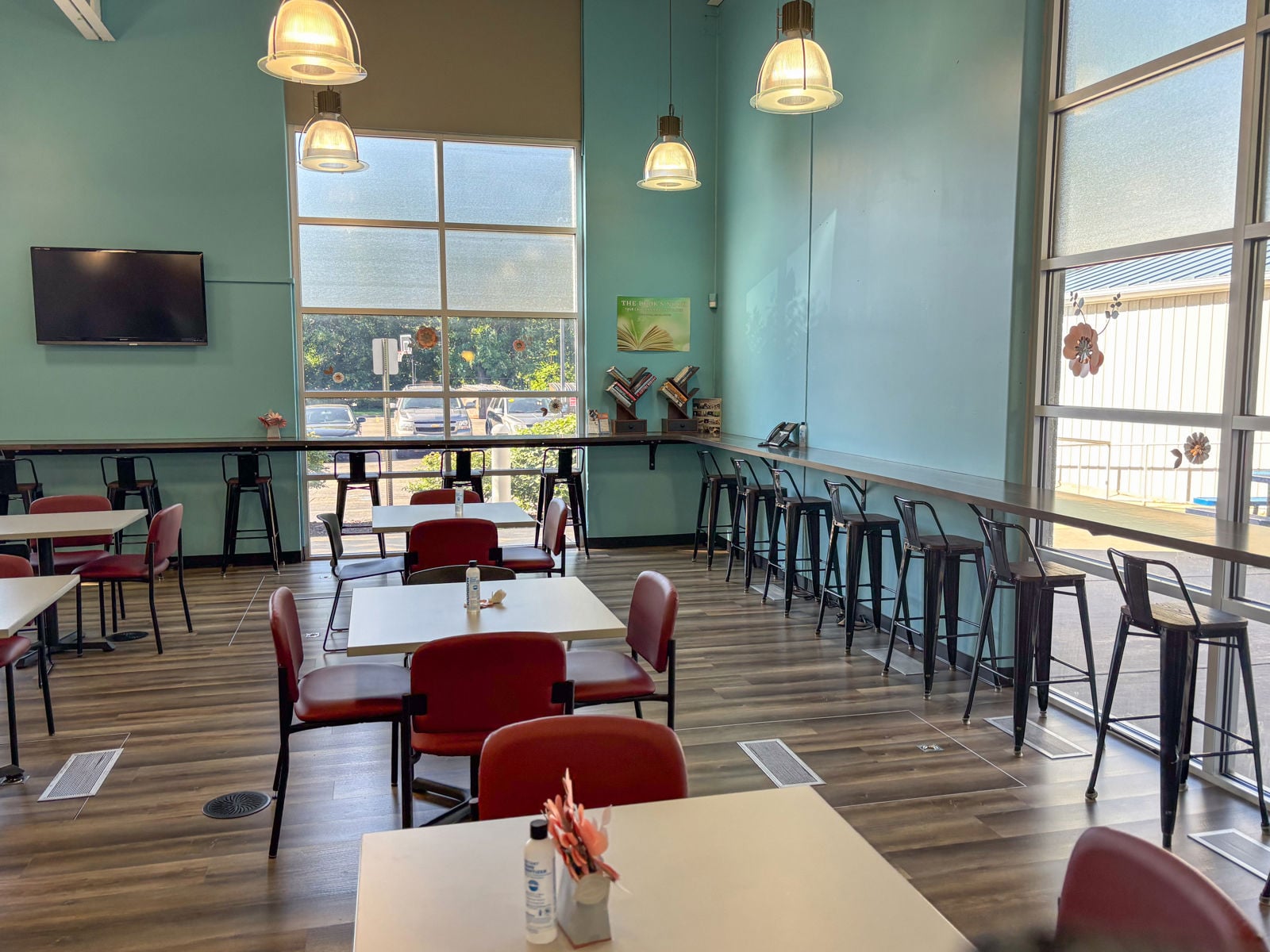 3355 Walker Avenue Northwest - Image 4