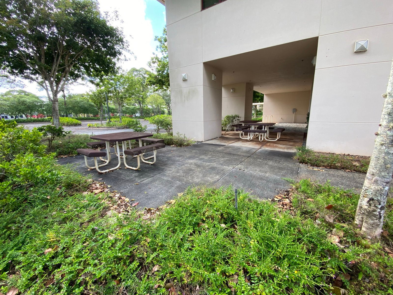 09_Outdoor Seating Area