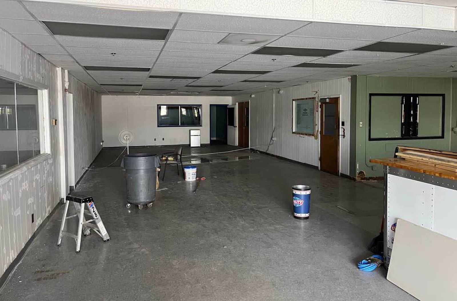 Service and Sales Warehouse - Industrial | For Lease 4550 South 96th Street - Image 8