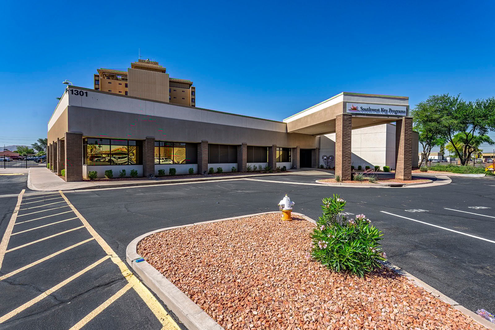 1301 S 7th Ave Main Image_50