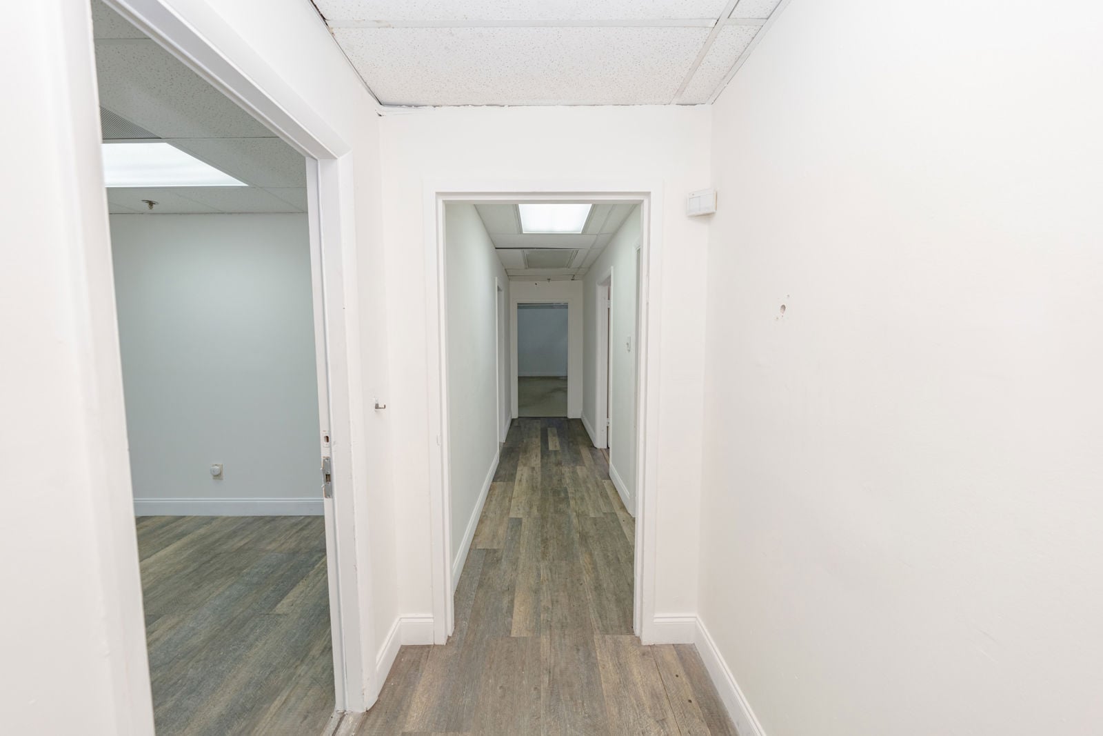 Interior_4095N28Way_Hw_4