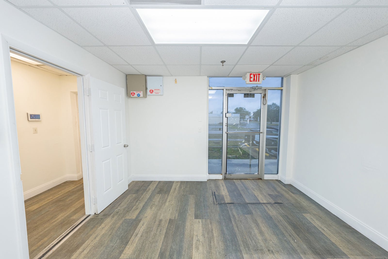 Interior_4095N28Way_Hw_2