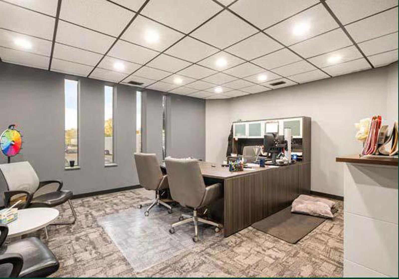 1201 Concord St., Interior Image 3