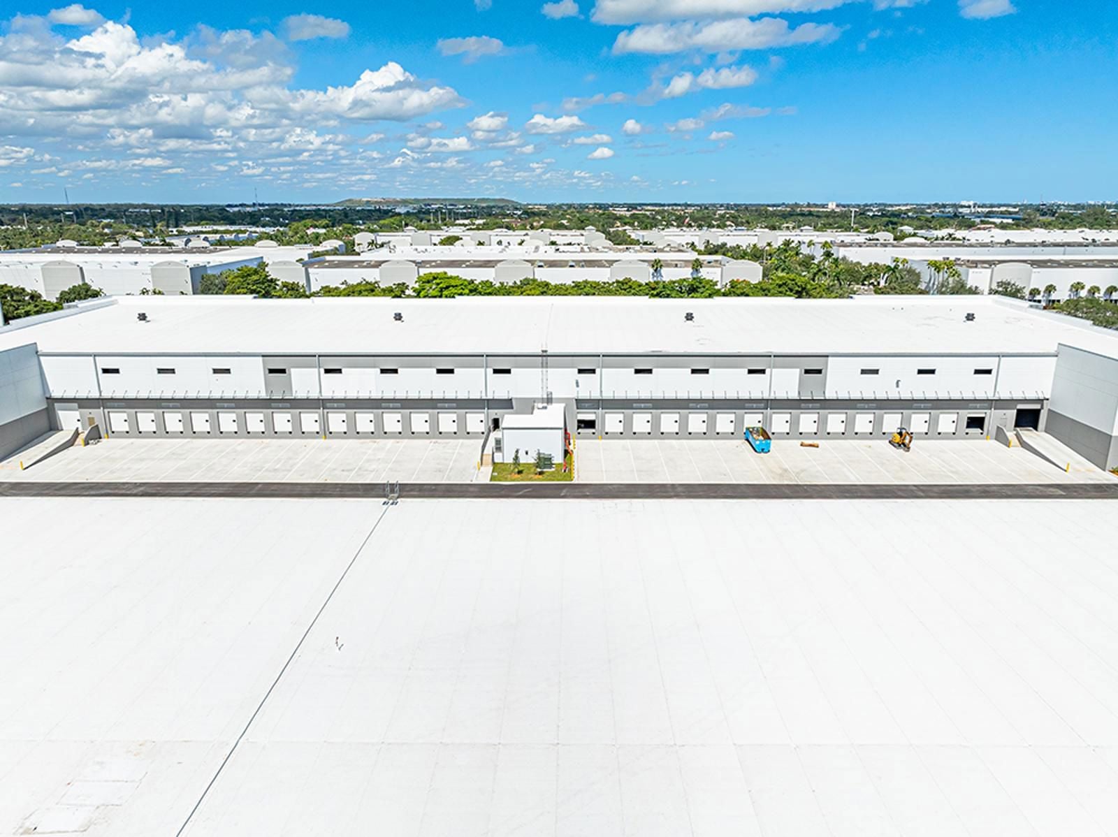 Aerial_B1-RaceTrackLogistics_S3_6