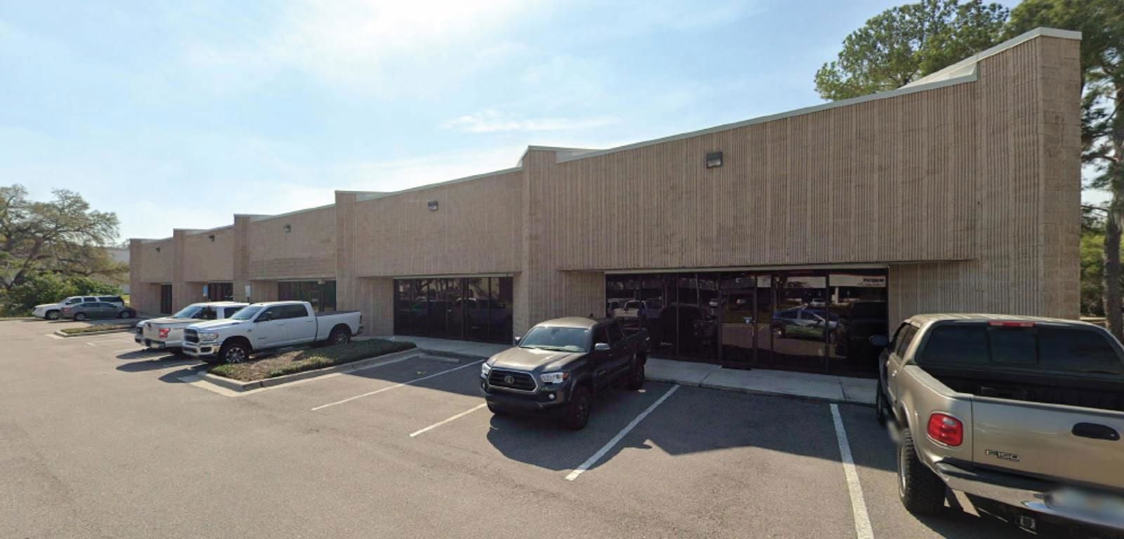 Building Image - 3502 Riga Blvd