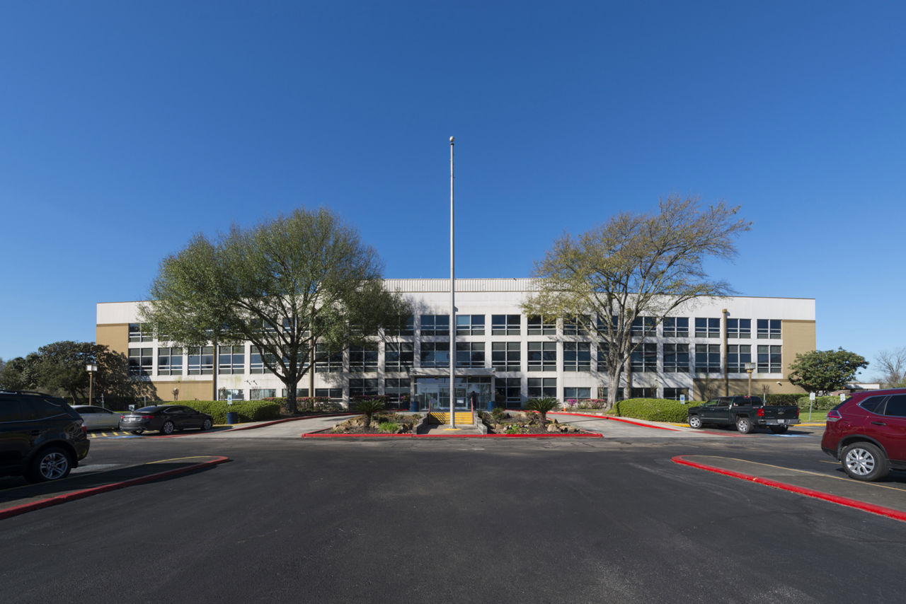 5802 North Fwy Houston Tx 77076null