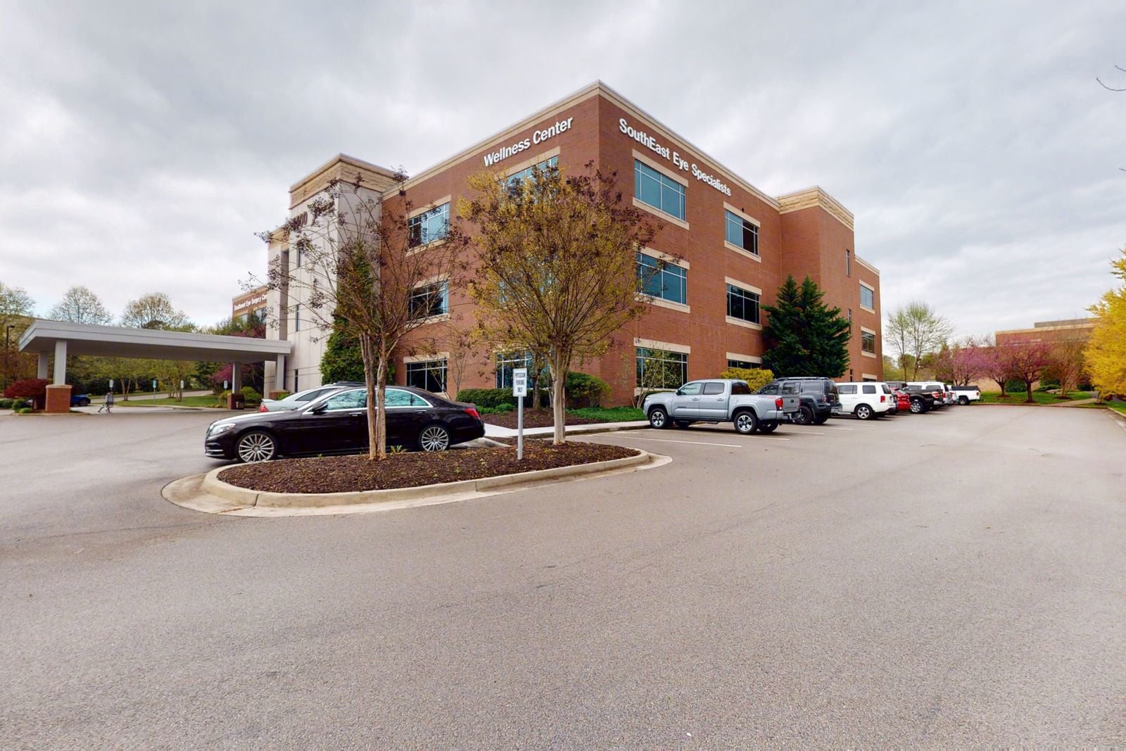 Medical-Building-Dowell-Springs-1400-Dowell-Springs-Boulevard-Upper-Lobby-Building-View_2