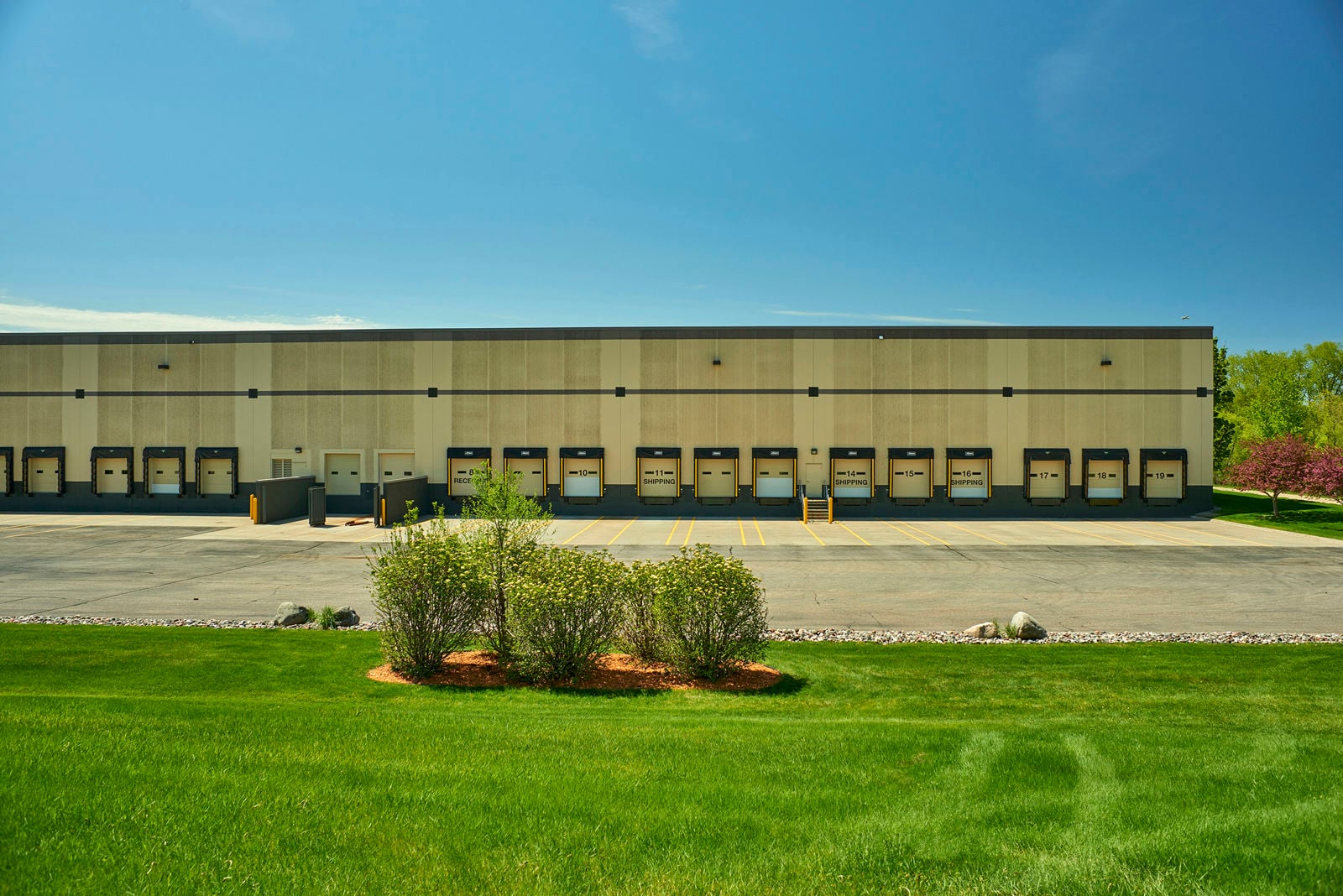 4837AZELIA-CBRE IP201700120