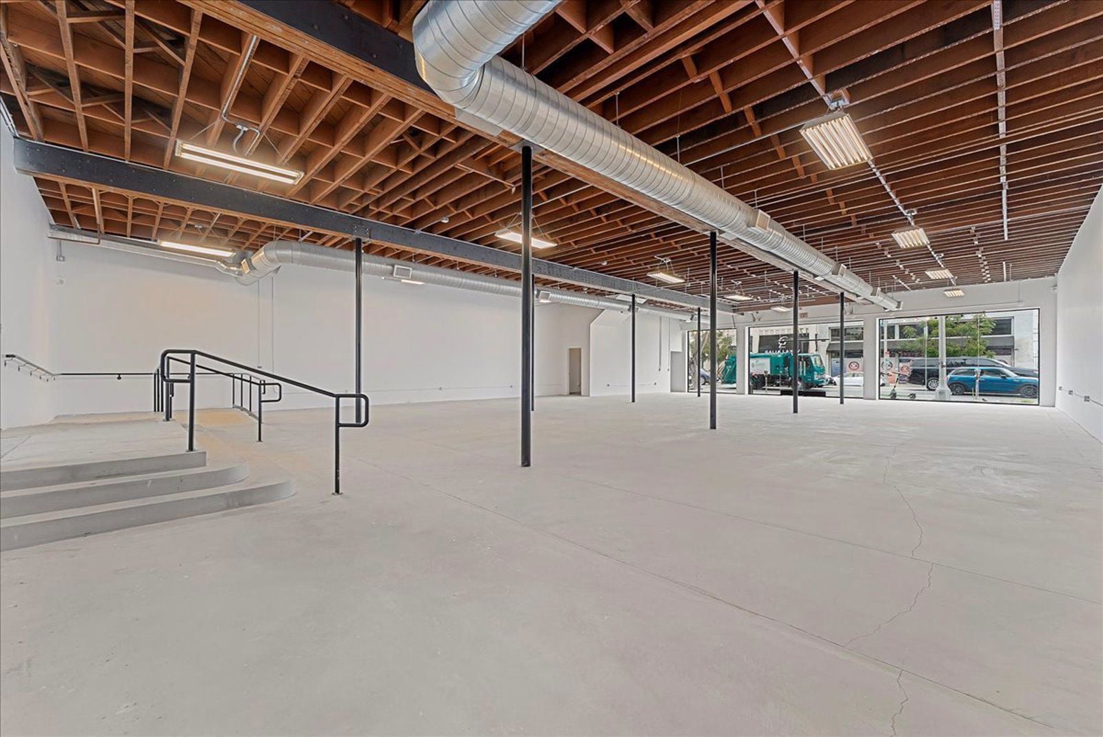 28-176 N La Brea Ave Los Angeles_28