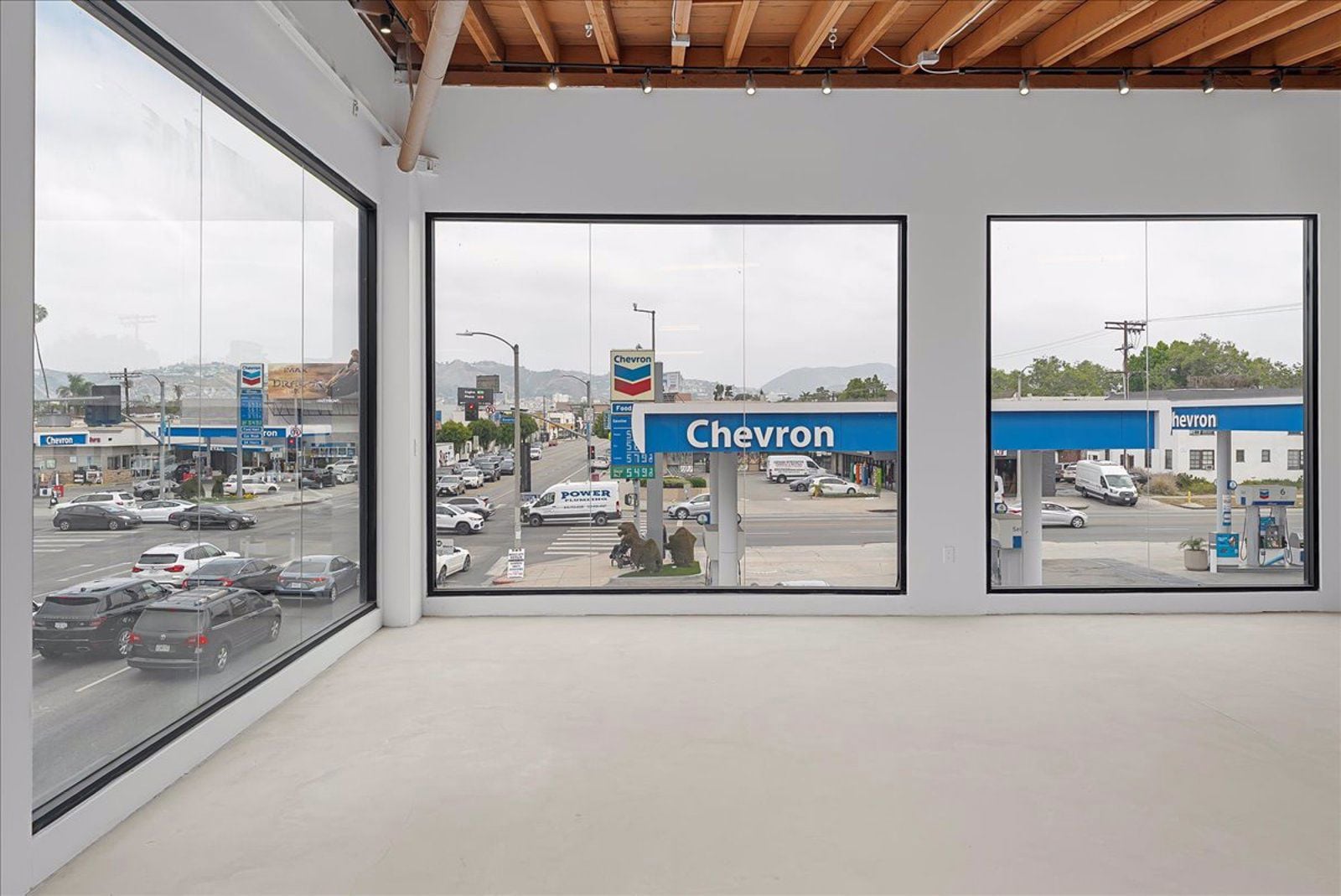 08-176 N La Brea Ave Los Angeles_8