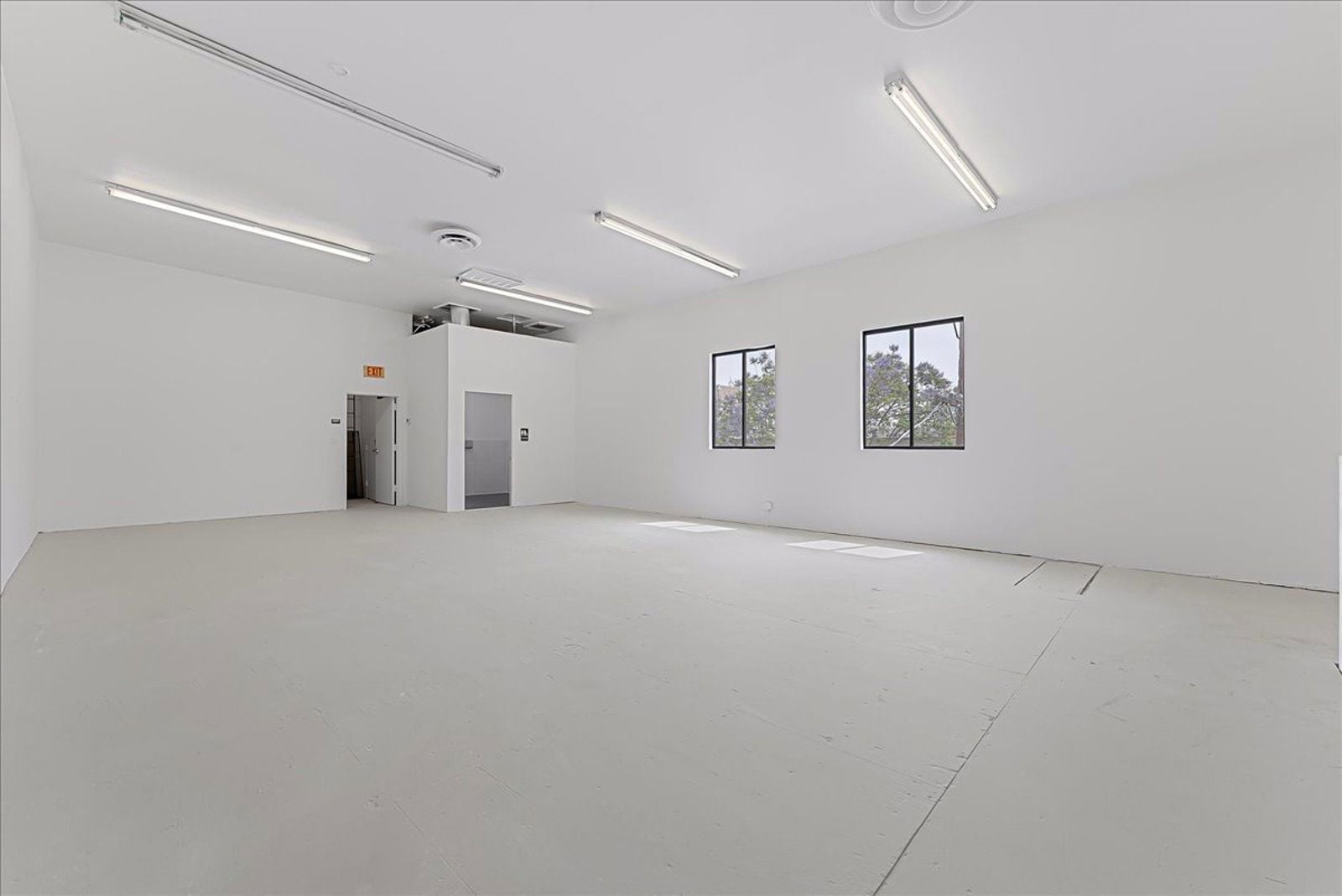 16-176 N La Brea Ave Los Angeles_16